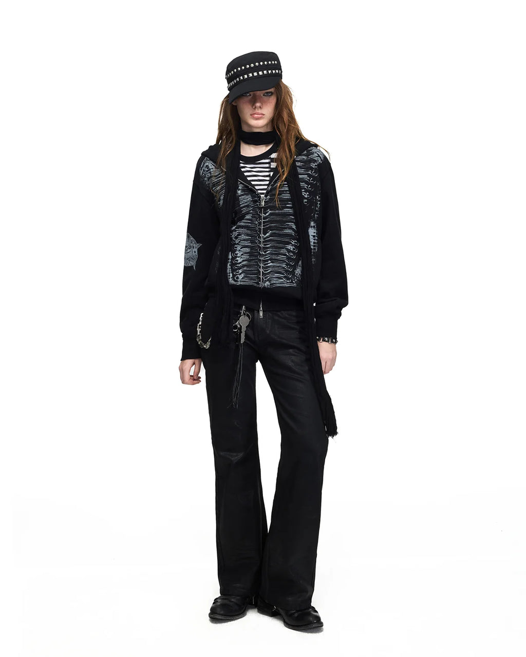 Peoplesense Baroque Print Cropped Fitted Hoodie Fit On Model