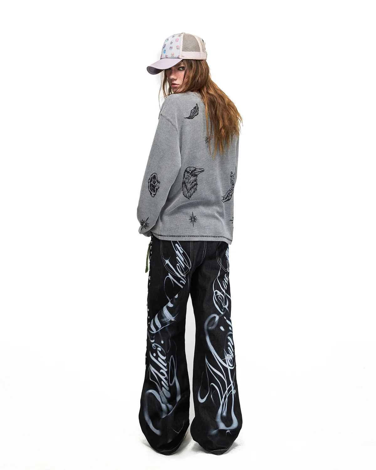 Peoplesense Distressed Waffle Knit Graphic T-Shirt Fit On Model