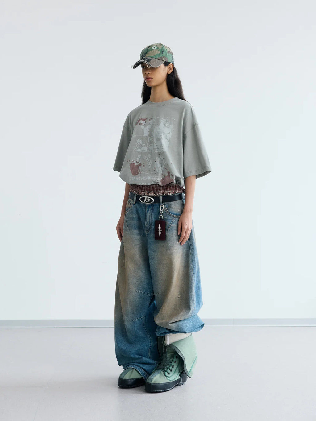 Peoplesense ‘Reality&Dream’ Vintage Green Oversized T-shirt