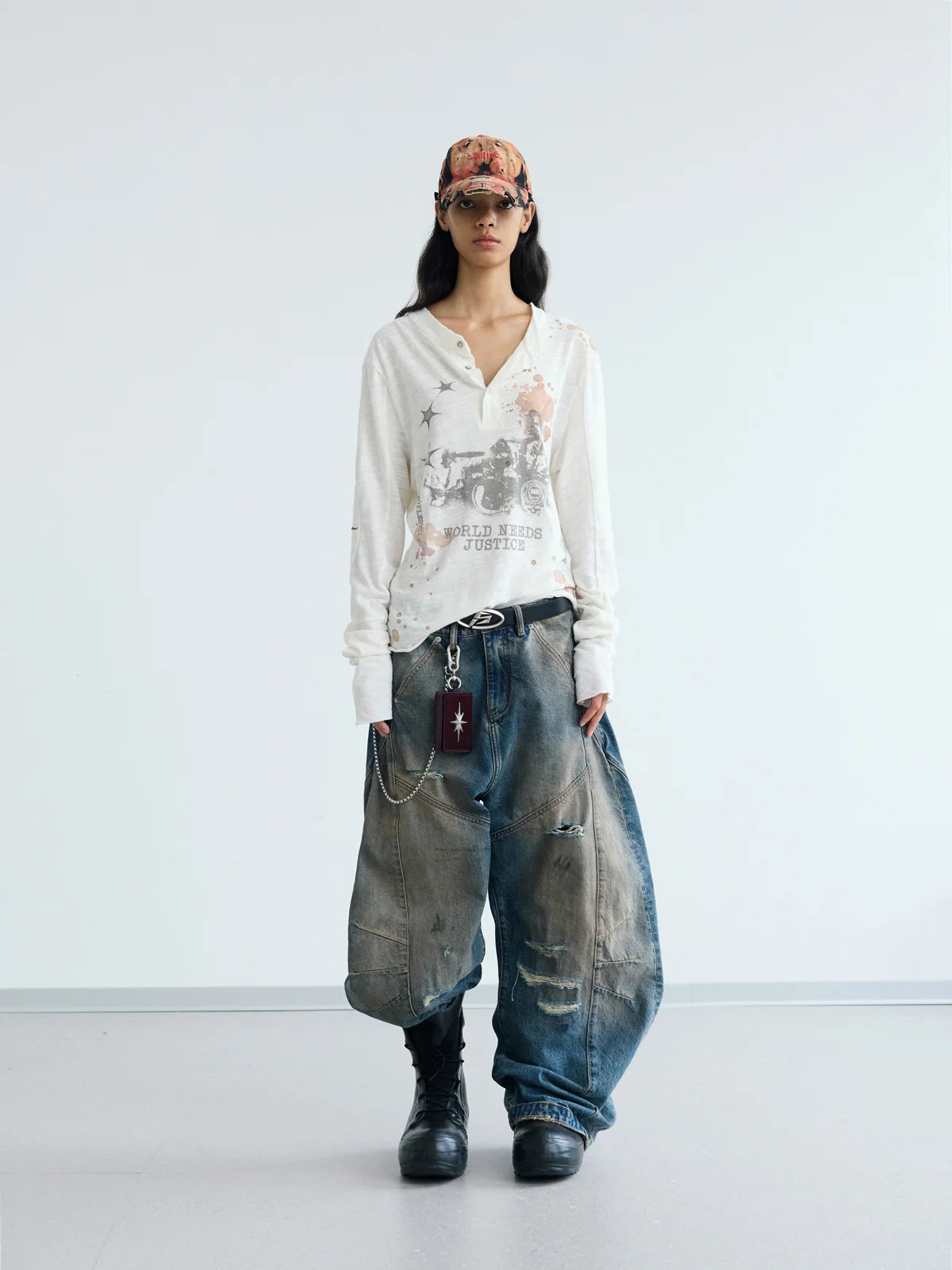 Peoplesense Ripped Mud Dyed Balloon Denim Jeans(Limited Peoplesense Ripped Mud Dyed Balloon Denim Jeans(Limited