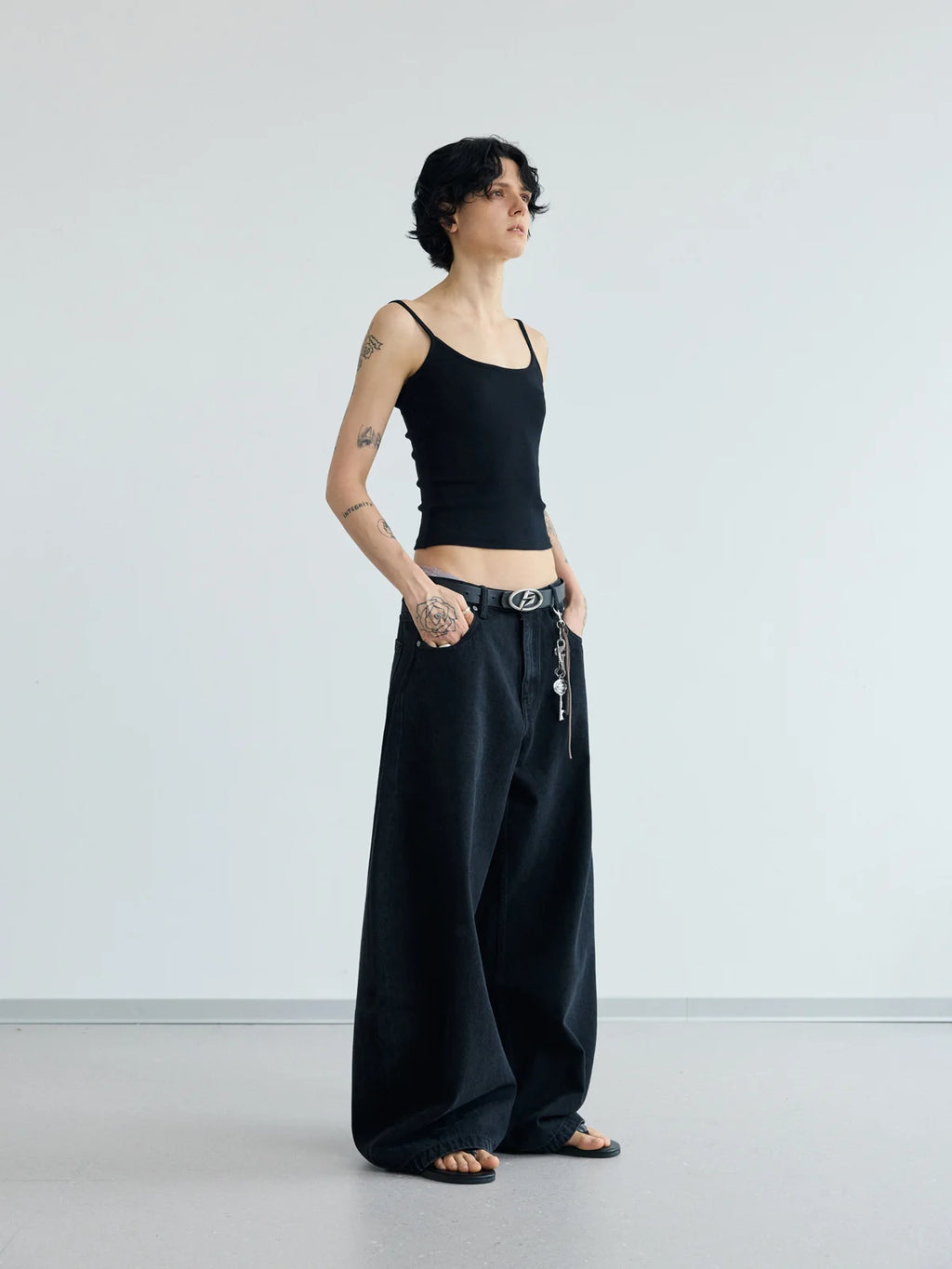 peoplesense ブラックジーンズ Peoplesense A-line Wide-leg Jeans Black – peoplesense