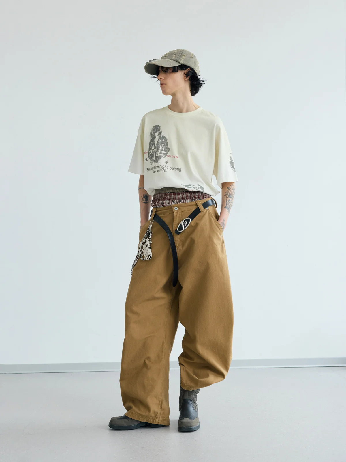 Peoplesense Retro Curved Leg Trousers Brown