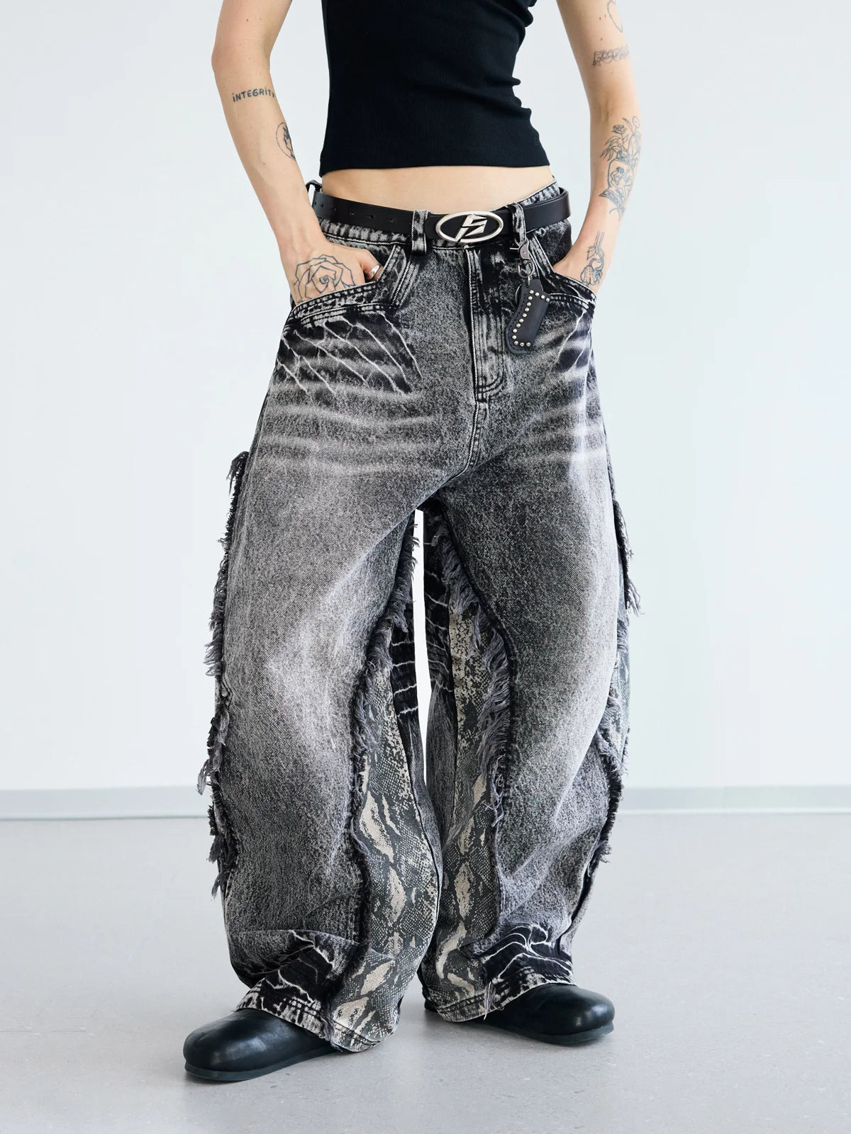 Peoplesense Raw-edge Snake Print Baggy Jeans
