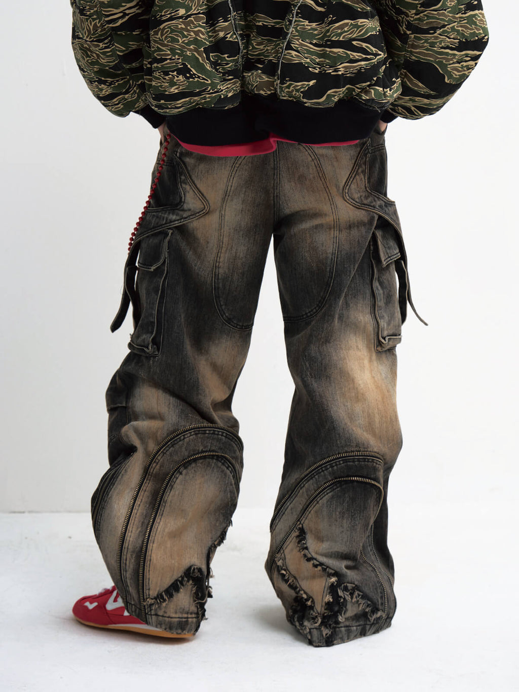 Peoplesense Mud-Dyed Pleated Wide Leg Jeans